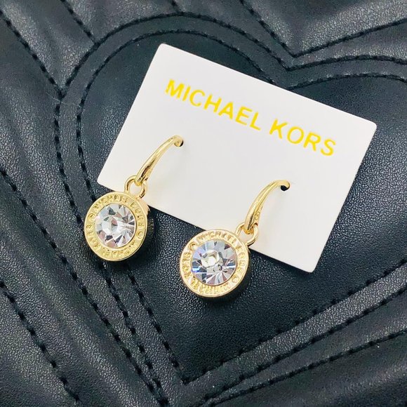 MICHAEL KORS Brilliance Dangle Drop Earrings Gold - Picture 15 of 15